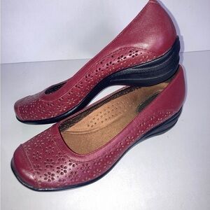 Josh puppies red loafers Women's size 9N Red Leather Flats upper leather
